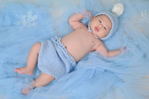 内蒙古2岁宝宝喝酸奶